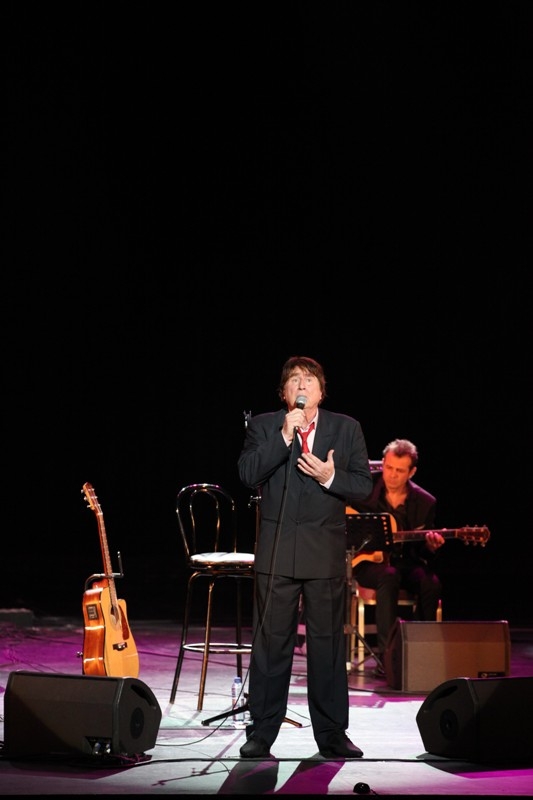 Bernard Sauvat Au Casino Du Liban